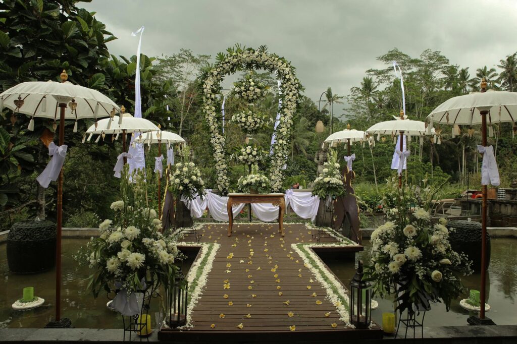 Puspaka Chapel The Kayon Resort